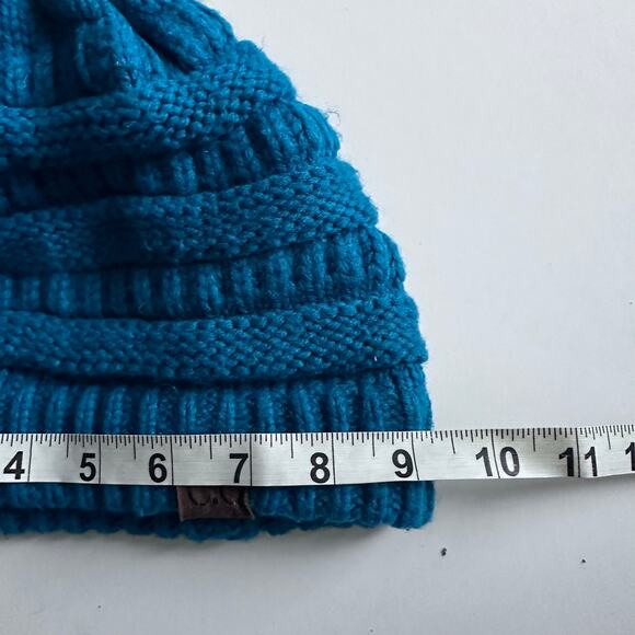 C.C. knit pom beanie - Picture 4 of 5